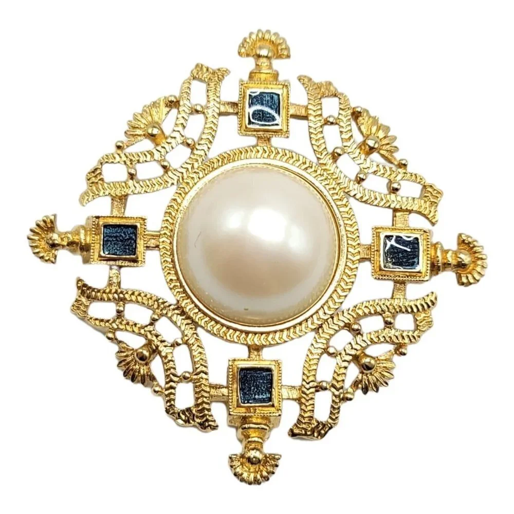 Monet Faux Pearl Blue Enamel Gold Tone Openwork Medallion Vintage Brooch